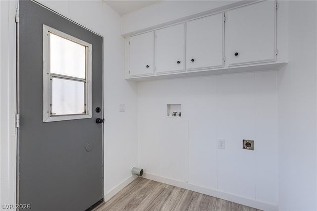 3230 La Barca Lane, Las Vegas, NV 89122