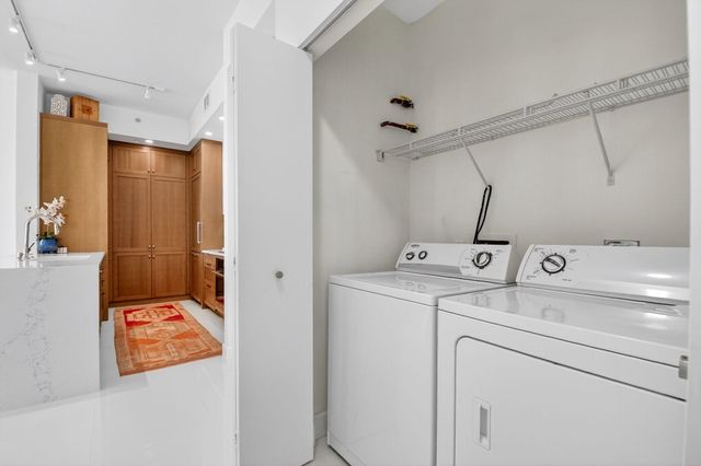 550 Okeechobee Boulevard Lph-07, West Palm Beach, FL 33401