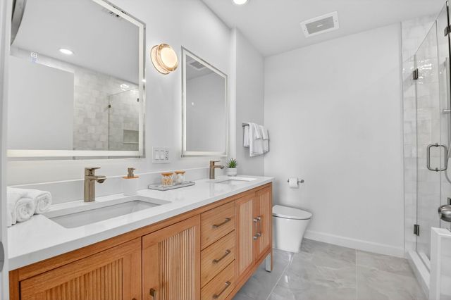 550 Okeechobee Boulevard Lph-07, West Palm Beach, FL 33401