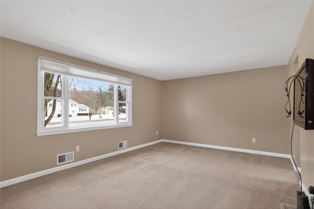 9 Jupiter Way, Macedon, NY 14502