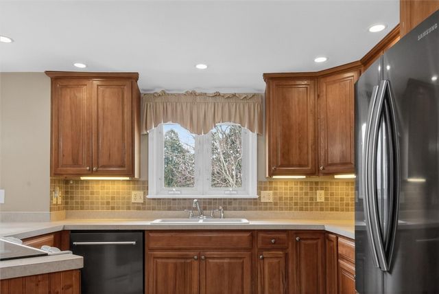 9 Jupiter Way, Macedon, NY 14502