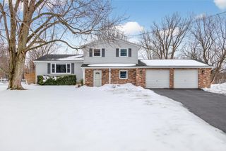 9 Jupiter Way, Macedon, NY 14502