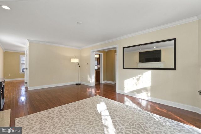 401 FARNSWORTH AVE, Bordentown, NJ 08505