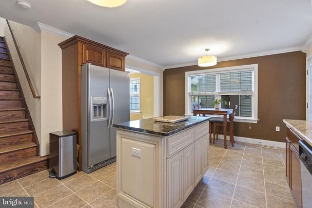 401 FARNSWORTH AVE, Bordentown, NJ 08505
