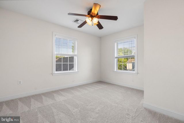 401 FARNSWORTH AVE, Bordentown, NJ 08505