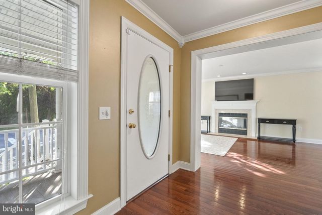 401 FARNSWORTH AVE, Bordentown, NJ 08505