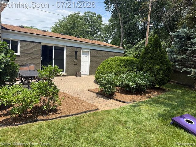2641 Brandywine Drive, Ann Arbor, MI 48104