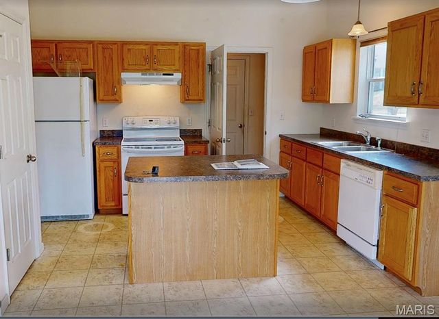 975 William And Mary Court, Barnhart, MO 63012