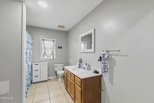 950 Kingsport Highway, Greeneville, TN 37745