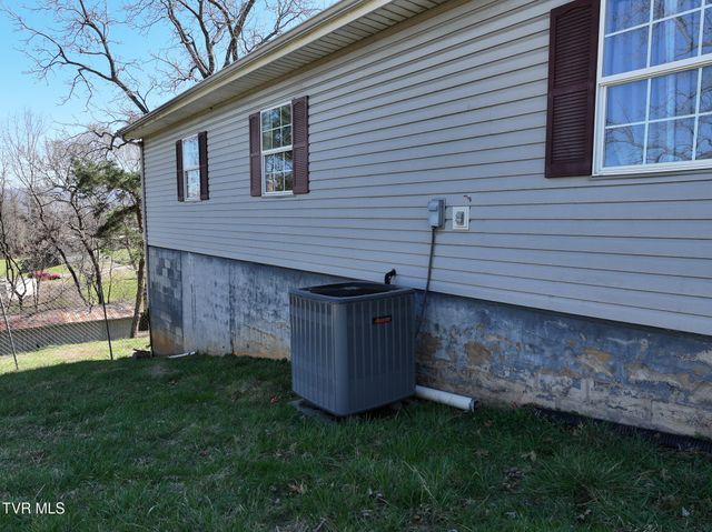 950 Kingsport Highway, Greeneville, TN 37745