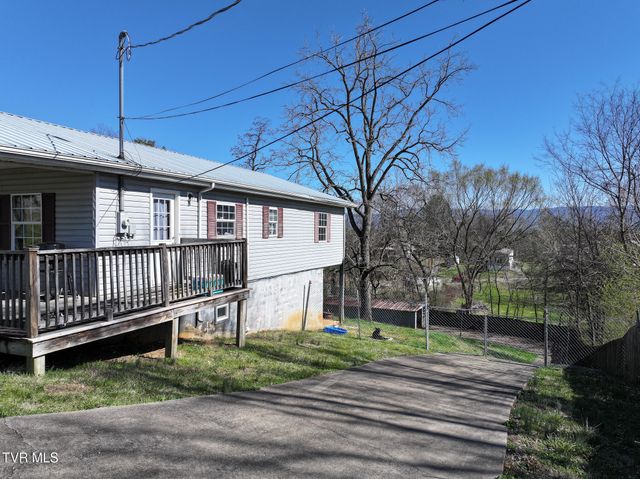 950 Kingsport Highway, Greeneville, TN 37745