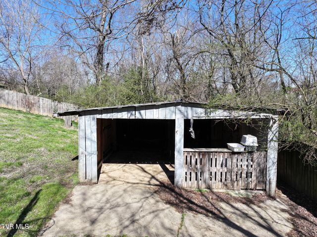 950 Kingsport Highway, Greeneville, TN 37745