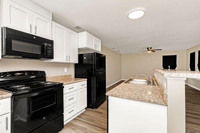 2015 N 38th St, Baton Rouge, LA 70802