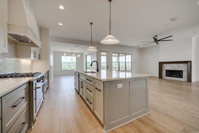 264 Castleberry Road, Greenbrier, AR 72058