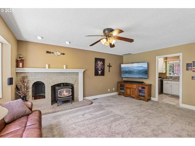 24519 Ne 53RD St, Vancouver, WA 98682
