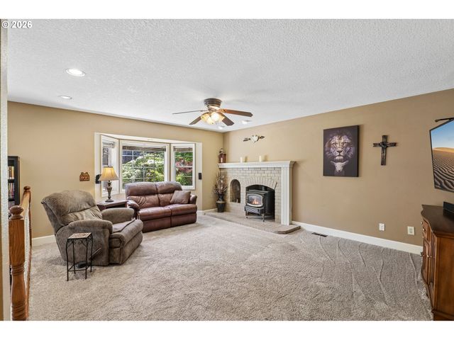 24519 Ne 53RD St, Vancouver, WA 98682