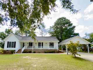 847 Hermitage Pond Road, Camden, SC 29020
