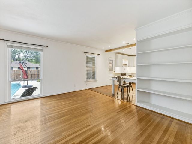 2309 Prichard Lane, Dallas, TX 75227