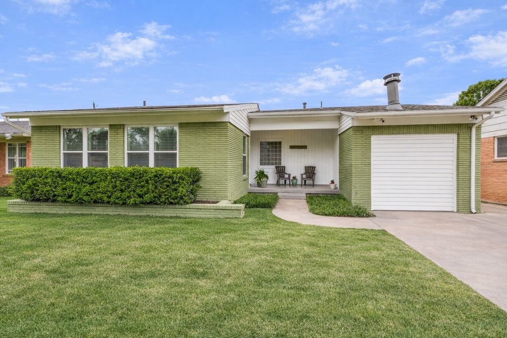 2309 Prichard Lane, Dallas, TX 75227