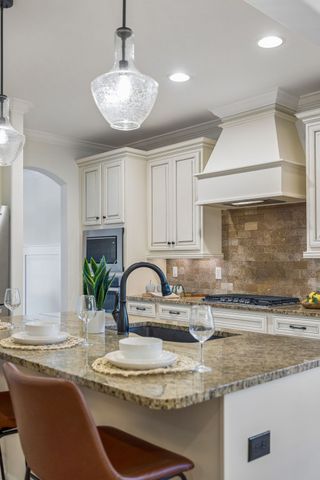 2309 Coppergate Way, Thompsons Station, TN 37179