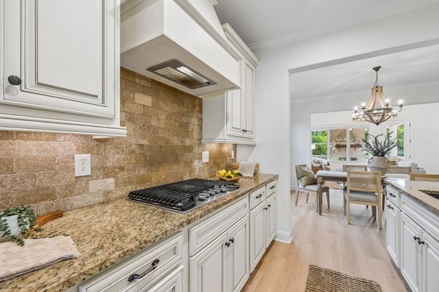 2309 Coppergate Way, Thompsons Station, TN 37179