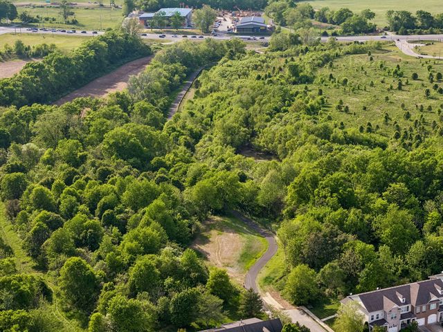 2309 Coppergate Way, Thompsons Station, TN 37179