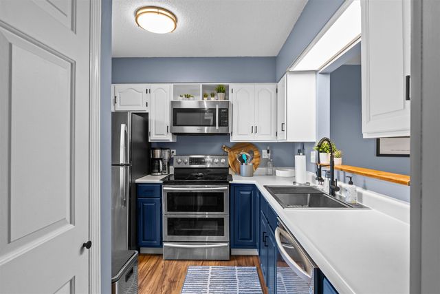 423 Westview Circle, Williston, VT 05495