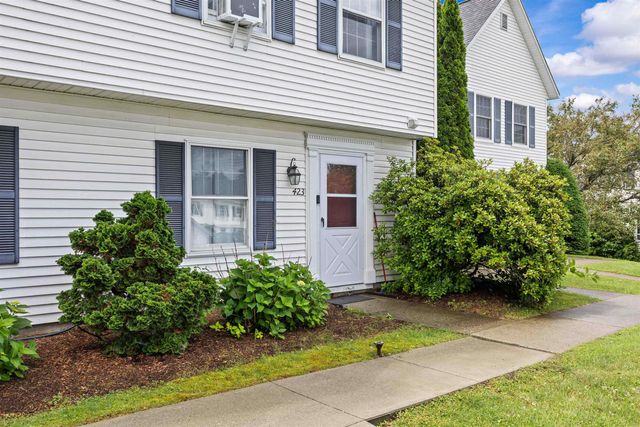 423 Westview Circle, Williston, VT 05495