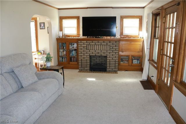 1567 Glenmount Avenue, Akron, OH 44301