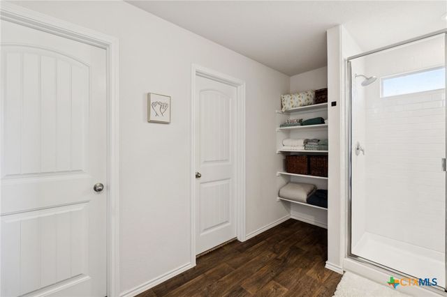 1004 Norway, Seguin, TX 78155