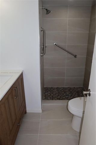 8500 Sunrise Lakes Blvd 111, Sunrise, FL 33322