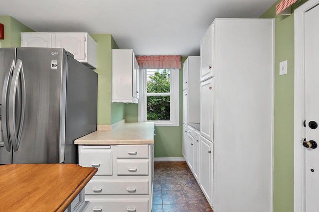 903 CHICAGO STREET, De Pere, WI 54115