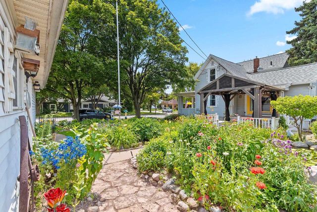 903 CHICAGO STREET, De Pere, WI 54115