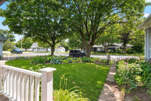 903 CHICAGO STREET, De Pere, WI 54115