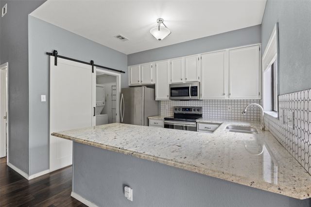 106 Summer Place Circle, Pottsboro, TX 75076