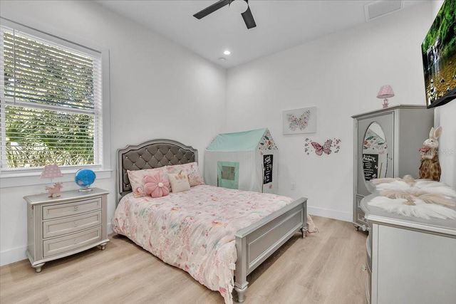 3083 JEANNIN DRIVE, North Port, FL 34288