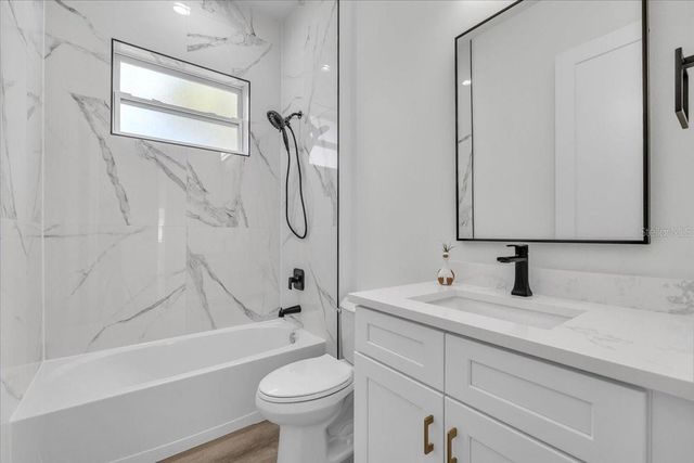 3083 JEANNIN DRIVE, North Port, FL 34288