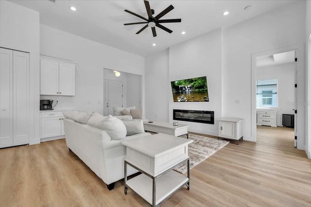 3083 JEANNIN DRIVE, North Port, FL 34288