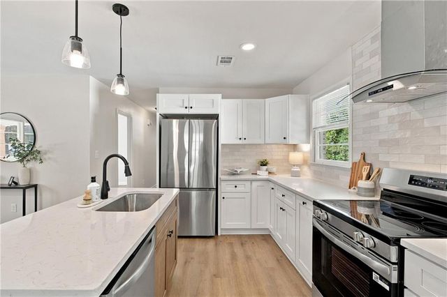 2985 Valley View Drive, Powder Springs, GA 30127