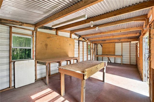 2985 Valley View Drive, Powder Springs, GA 30127