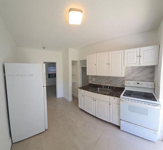 669 NW 28th Street 5, Miami, FL 33127