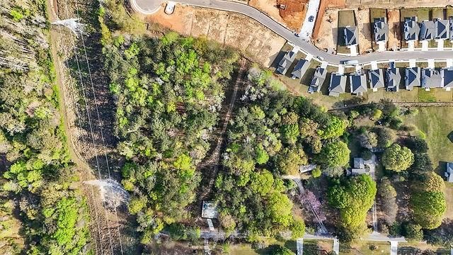 2833 SW Abbott Lake Road SW, Conyers, GA 30094