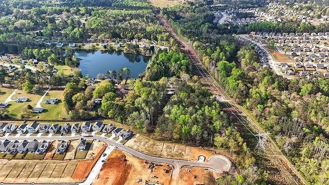 2833 SW Abbott Lake Road SW, Conyers, GA 30094