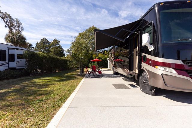 3054 NE 101ST TERRACE 127, Silver Springs, FL 34488