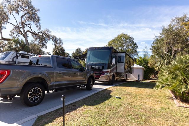 3054 NE 101ST TERRACE 127, Silver Springs, FL 34488