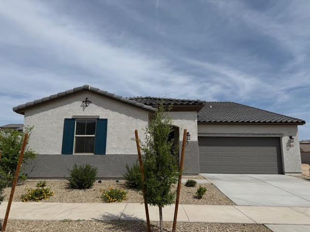 4013 S 178th Lane, Goodyear, AZ 85338