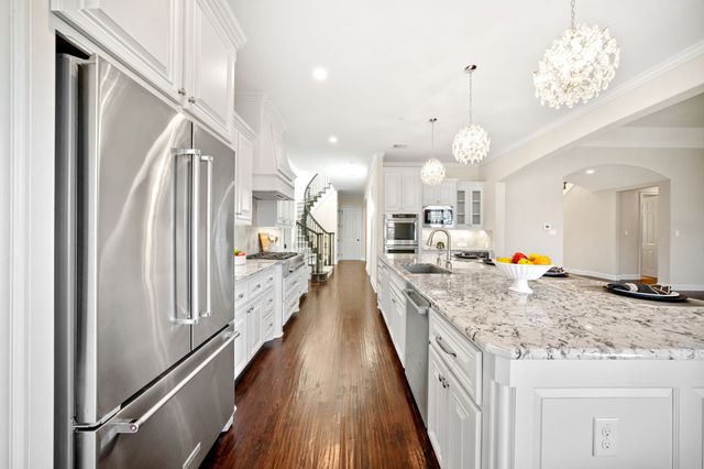 7009 Bach, Colleyville, TX 76034