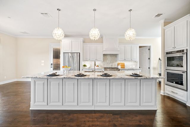 7009 Bach, Colleyville, TX 76034