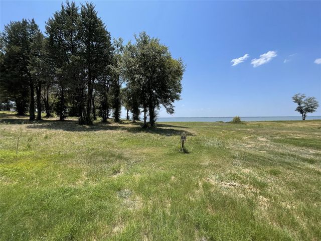 768 Sunset Court, Mabank, TX 75143