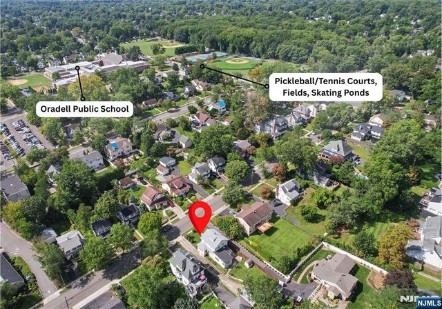 656 Orchard Street, Oradell, NJ 07649